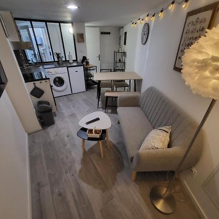 Superbe Appartement T2 Centre Historique Ла-Сутеррен Экстерьер фото