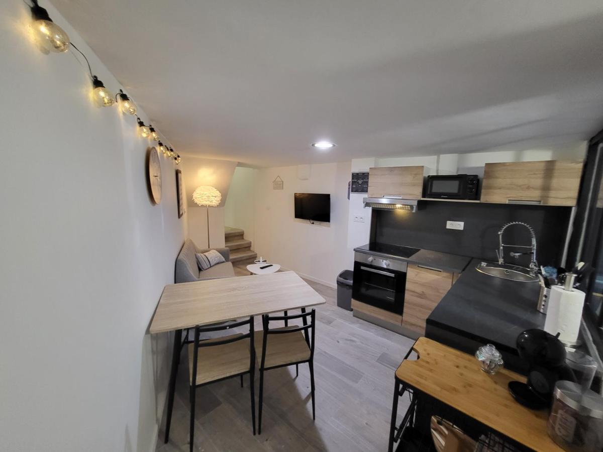 Superbe Appartement T2 Centre Historique Ла-Сутеррен Экстерьер фото