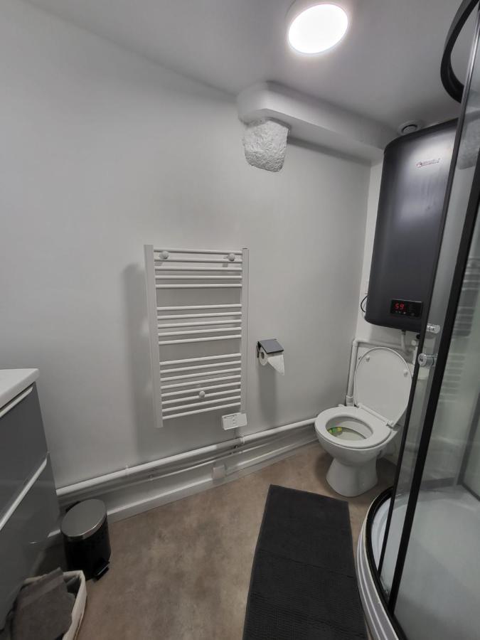 Superbe Appartement T2 Centre Historique Ла-Сутеррен Экстерьер фото